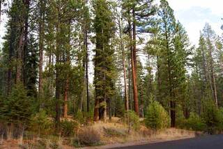 Listing Image 1 for 11154 Laurelwood Drive, Truckee, CA 96161