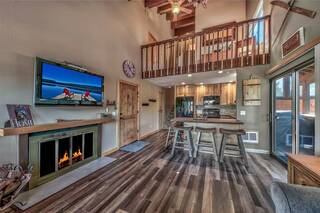 Listing Image 1 for 11525 Snowpeak Way, Truckee, CA 96161