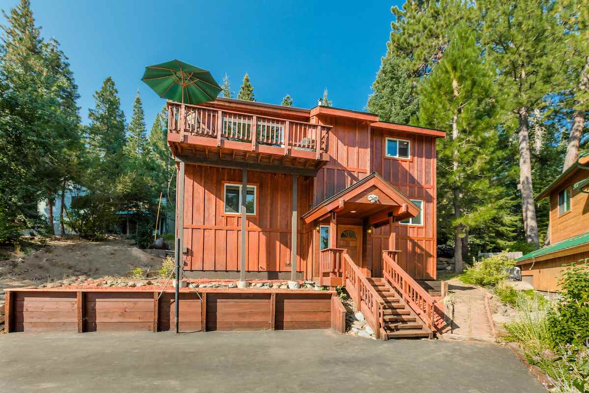 Image for 10865 Palisades Drive, Truckee, CA 96161