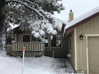 Listing Image 1 for 10504 Evensham Place, Truckee, CA 96161-1512