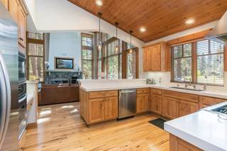 Listing Image 7 for 12157 Lookout Loop, Truckee, CA 96161