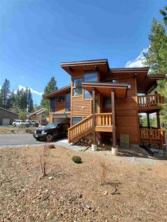 Listing Image 1 for 10352 Palisades Drive, Truckee, CA 96161-0000