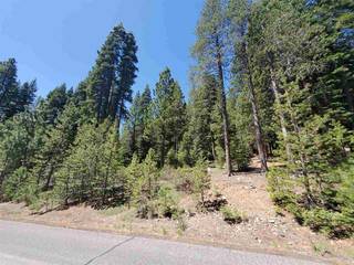 Listing Image 1 for 11055 Laurelwood Drive, Truckee, CA 96161