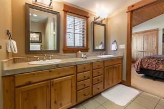 Listing Image 5 for 12445 Lookout Loop, Truckee, CA 96161