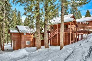 Listing Image 1 for 12425 Skislope Way, Truckee, CA 96161-6620