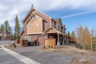 Listing Image 1 for 10267 Fall Court, Truckee, CA 96161-0000