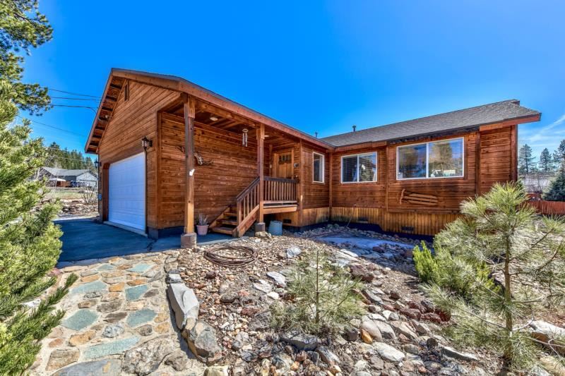Image for 10038 Wiltshire Lane, Truckee, CA 96161