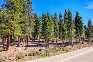 Listing Image 3 for 2760 Cross Cut Court, Truckee, CA 96161