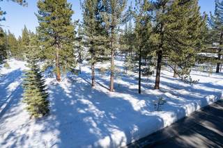 Listing Image 11 for 7445 Lahontan Drive, Truckee, CA 96161