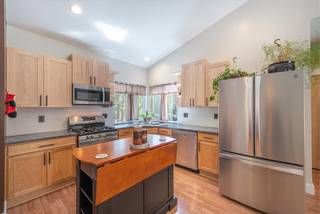 Listing Image 2 for 10560 Martis Drive, Truckee, CA 96161