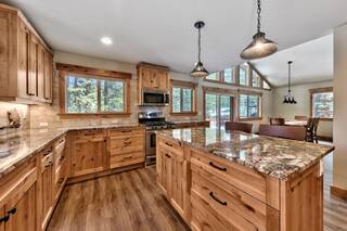 Listing Image 8 for 164 Basque, Truckee, CA 96161-3915