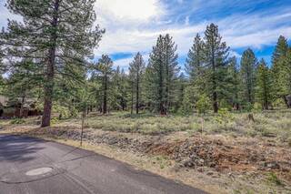 Listing Image 3 for 11690 Bottcher Loop, Truckee, CA 96161
