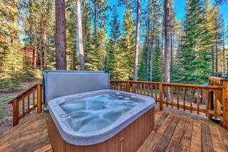 Listing Image 3 for 11639 Schussing Way, Truckee, CA 96161-620