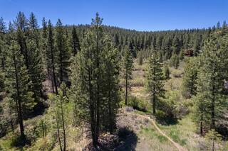 Listing Image 3 for 10556 Somerset Drive, Truckee, CA 96161