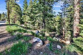 Listing Image 6 for 10573 Snowshoe Circle, Truckee, CA 96161-2747