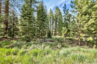 Listing Image 1 for 10976 Jeffrey Pine Road, Truckee, CA 96161