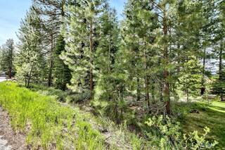 Listing Image 2 for 10976 Jeffrey Pine Road, Truckee, CA 96161