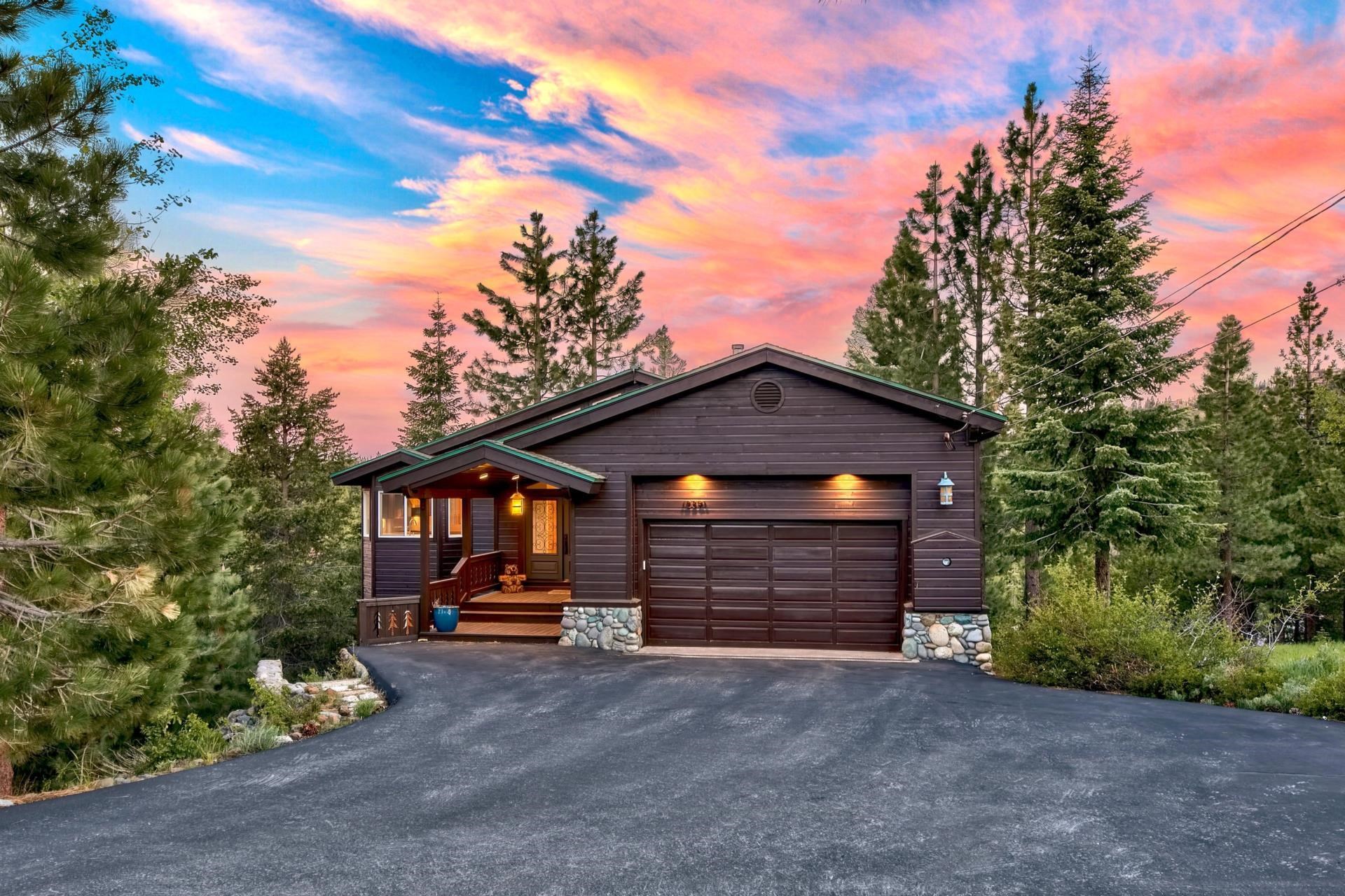 Tahoe Donner Lake Tahoe Homes For Sale North Lake Tahoe Real Estate Lake Tahoe Property 2939