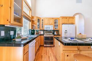 Listing Image 7 for 10651 Jeffrey Way, Truckee, CA 96161-2518