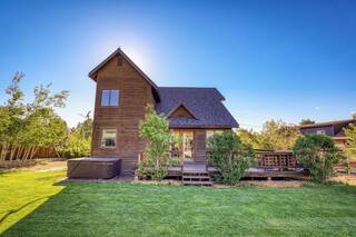 Listing Image 3 for 10125 Wiltshire Lane, Truckee, CA 96161