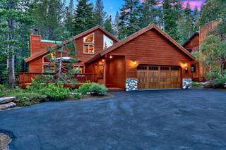 Listing Image 1 for 11832 Chateau Way, Truckee, CA 96161-6764