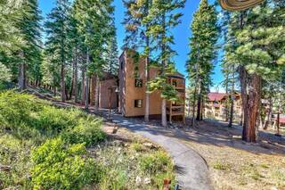 Listing Image 8 for 4002 Ski View, Truckee, CA 96161