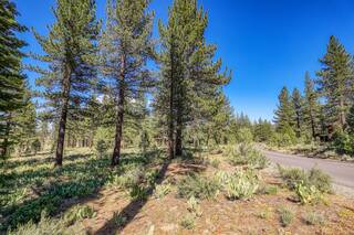 Listing Image 14 for 7455 Lahontan Drive, Truckee, CA 96161