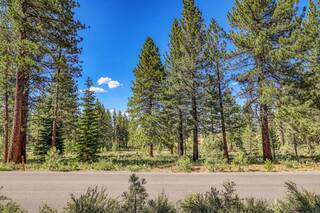 Listing Image 16 for 7455 Lahontan Drive, Truckee, CA 96161