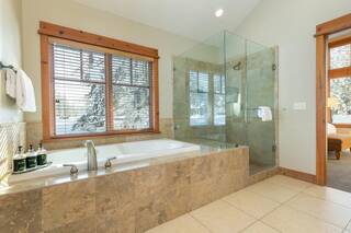 Listing Image 19 for 12622 Lookout Loop, Truckee, CA 96161