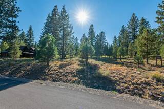Listing Image 2 for 8267 Lahontan Drive, Truckee, CA 96161