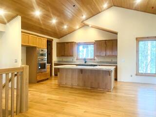 Listing Image 3 for 10695 Winchester Court, Truckee, CA 96161-0000