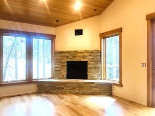 Listing Image 5 for 10695 Winchester Court, Truckee, CA 96161-0000