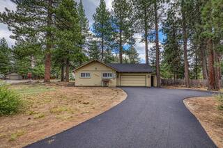 Listing Image 2 for 10910 Dorchester Drive, Truckee, CA 96161