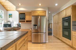 Listing Image 9 for 10300 Pine Cone Drive, Truckee, CA 96161-0000