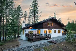 Listing Image 2 for 11299 Lausanne Way, Truckee, CA 96161