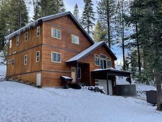 Listing Image 2 for 10644 Snowshoe Circle, Truckee, CA 96161