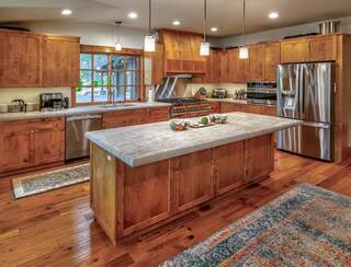 Listing Image 5 for 11082 Meek Court, Truckee, CA 96161-0000