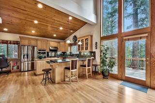 Listing Image 2 for 10771 Silver Spur Drive, Truckee, CA 96161-0000