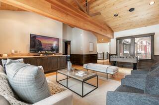 Listing Image 14 for 13006 Lookout Loop, Truckee, CA 96161