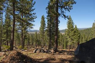 Listing Image 2 for 2618 Elsinore Court, Truckee, CA 96161