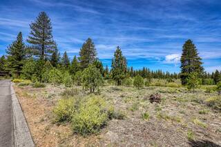 Listing Image 12 for 13185 Snowshoe Thompson Circle, Truckee, CA 96161