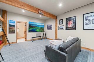 Listing Image 18 for 14412 Skislope Way, Truckee, CA 96161-0000