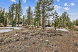 Listing Image 3 for 7435 Lahontan Drive, Truckee, CA 96161