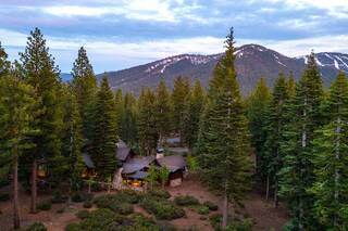 Listing Image 2 for 10900 Almendral Court, Truckee, CA 96161