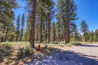 Listing Image 13 for 13559 Fairway Drive, Truckee, CA 96161-0000