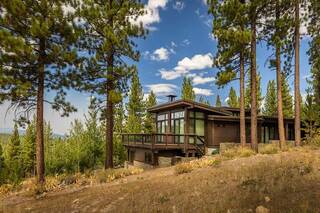 Listing Image 2 for 8262 Ehrman Drive, Truckee, CA 96161