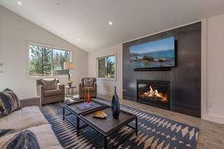 Listing Image 4 for 17030 Skislope Way, Truckee, CA 96161