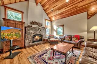 Listing Image 2 for 12712 Zurich Place, Truckee, CA 96161-6039