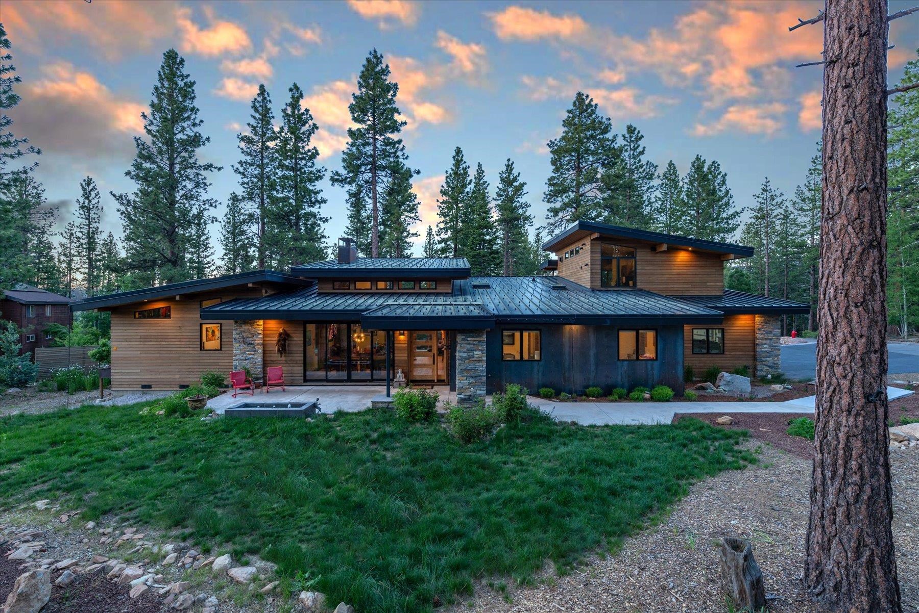 Image for 15556 Lois Lane, Truckee, CA 96161-1273