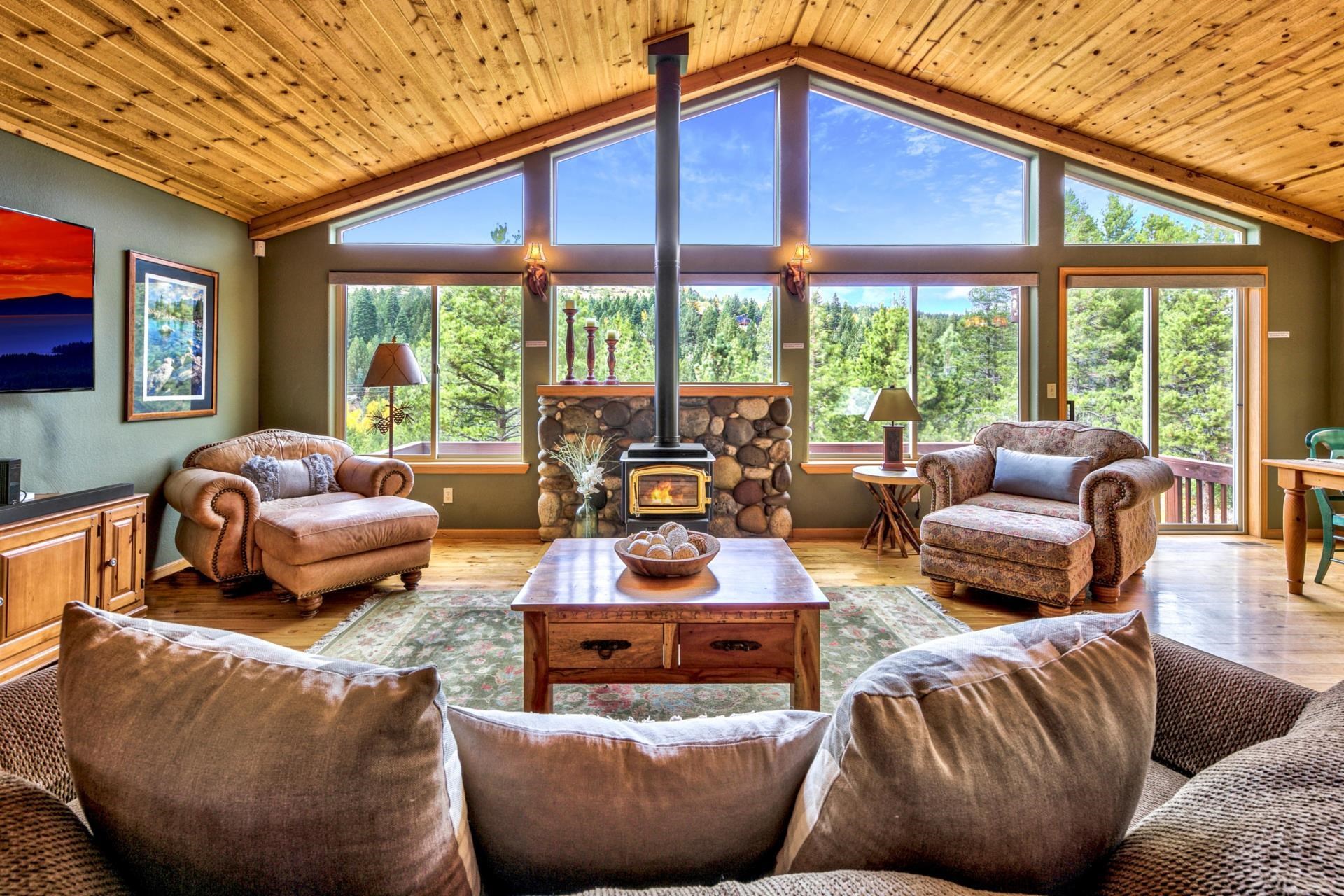 Image for 13399 Hillside Drive, Truckee, CA 96161-0000